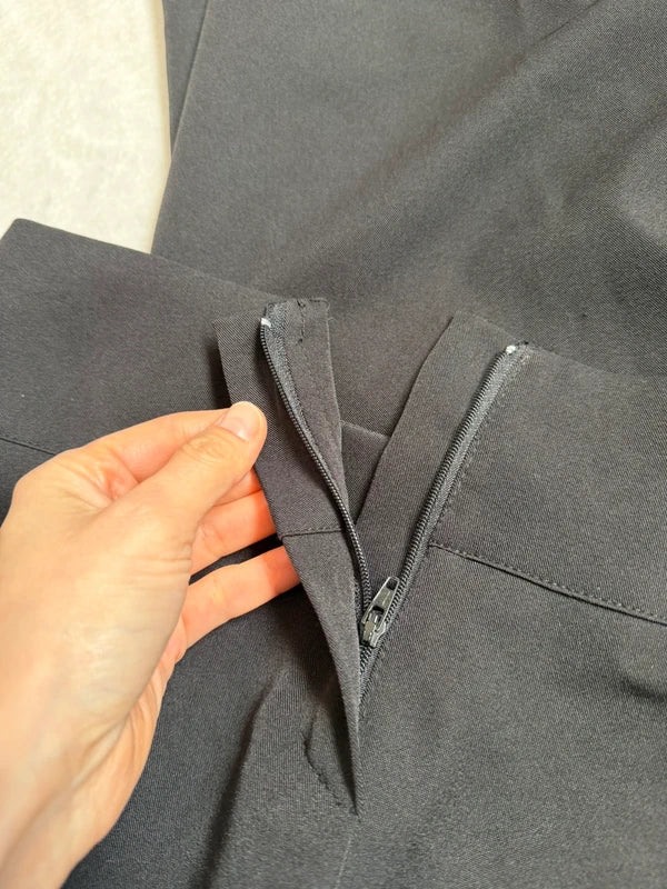 Pantalon jambes larges avec ceinture satinée  – taille S