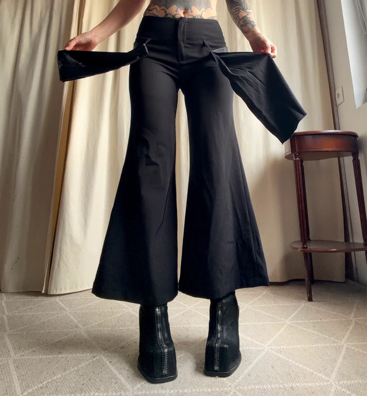 Pantalon jambes larges avec ceinture satinée  – taille S