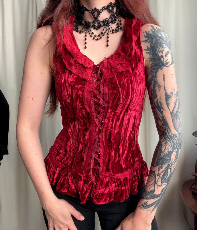 Top bustier en velours bordeaux avec laçage sur le devant et volants – taille M/L
