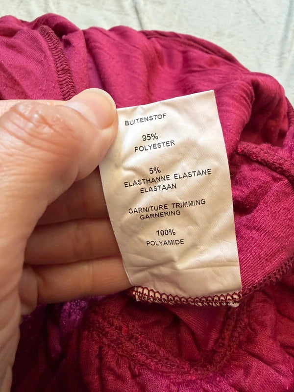 Top bustier en velours bordeaux avec laçage sur le devant et volants – taille M/L