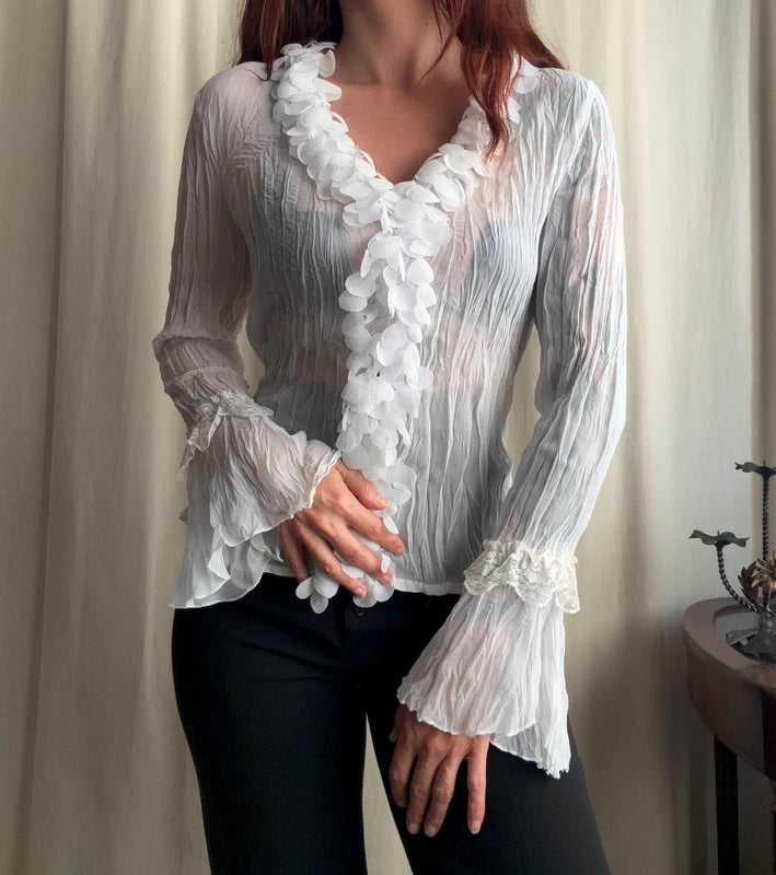 Blouse blanche romantique en tissu froissé transparent avec volants – taille S/M/L