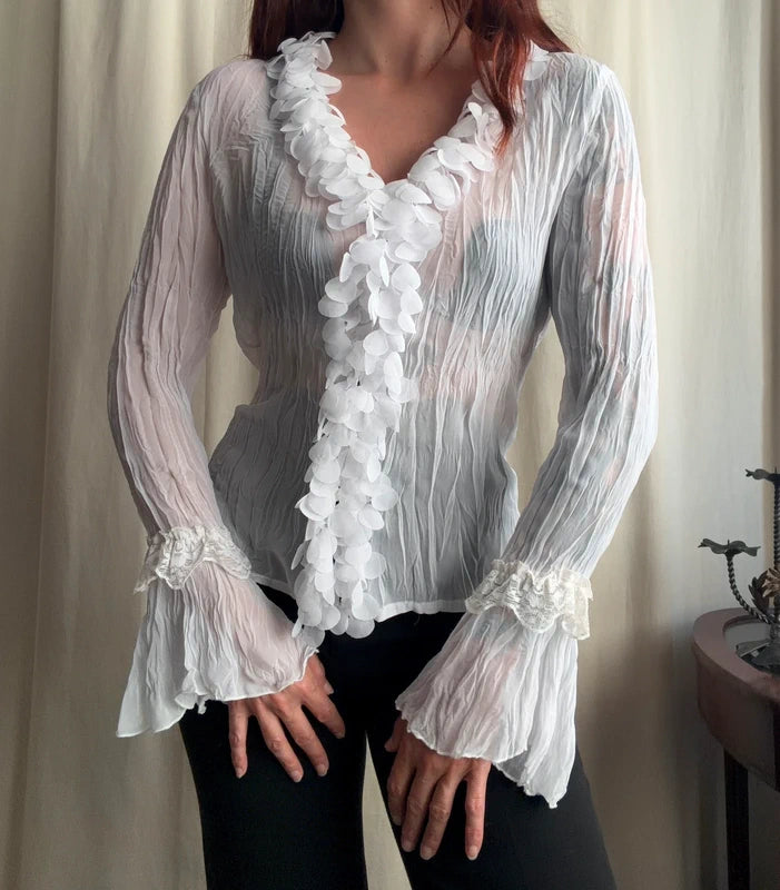 Blouse blanche romantique en tissu froissé transparent avec volants – taille S/M/L
