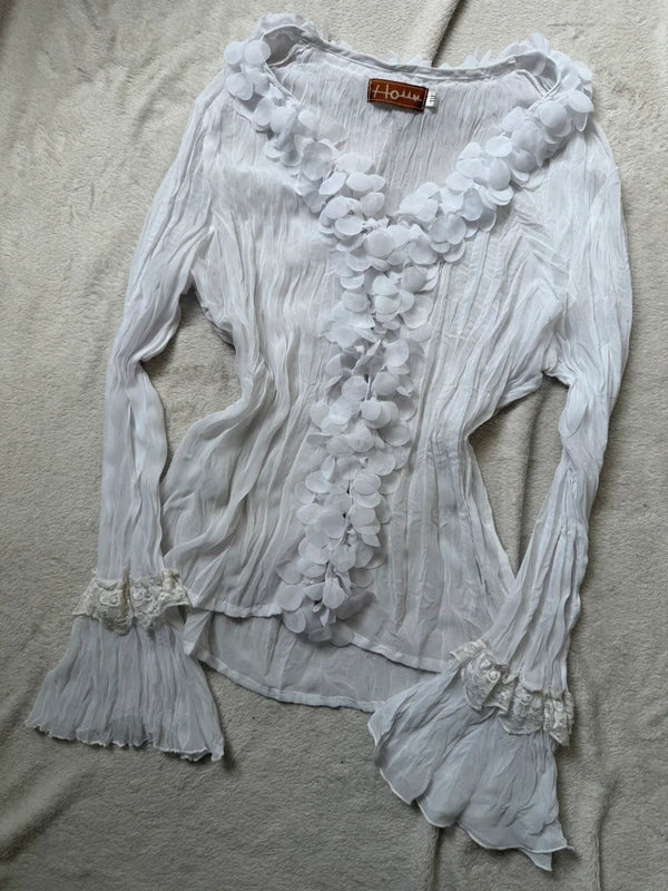 Blouse blanche romantique en tissu froissé transparent avec volants – taille S/M/L