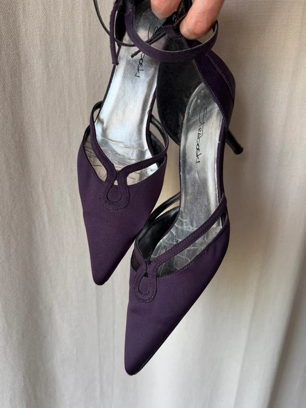 Dark plum pointed toe ankle strap court shoes - size 37