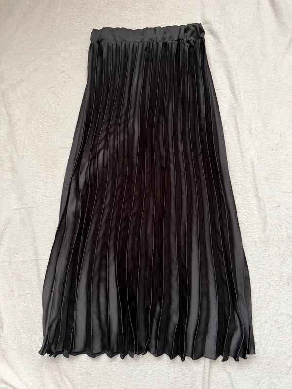 Jupe plissée noire fluide fabriquée en Italie style victorien goth – taille S/M