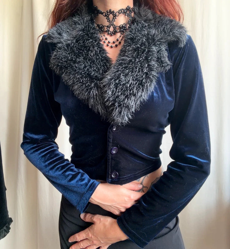 Cardigan en velours bleu nuit avec col en fausse fourrure style vampy années 90 – taille S/M