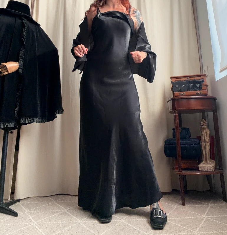 Black long satin dress with matching stole, Old Hollywood glamour style – size S/M