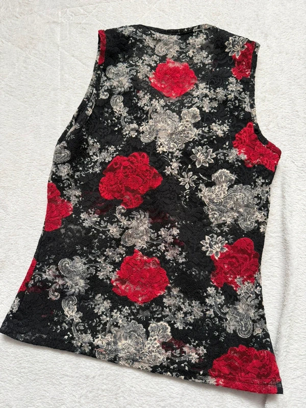 Black and red floral lace whimsigoth 90s camisole – size XS/S