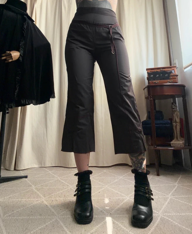 Capri marron avec boucle intgégrée style avant garde y2k – taille S