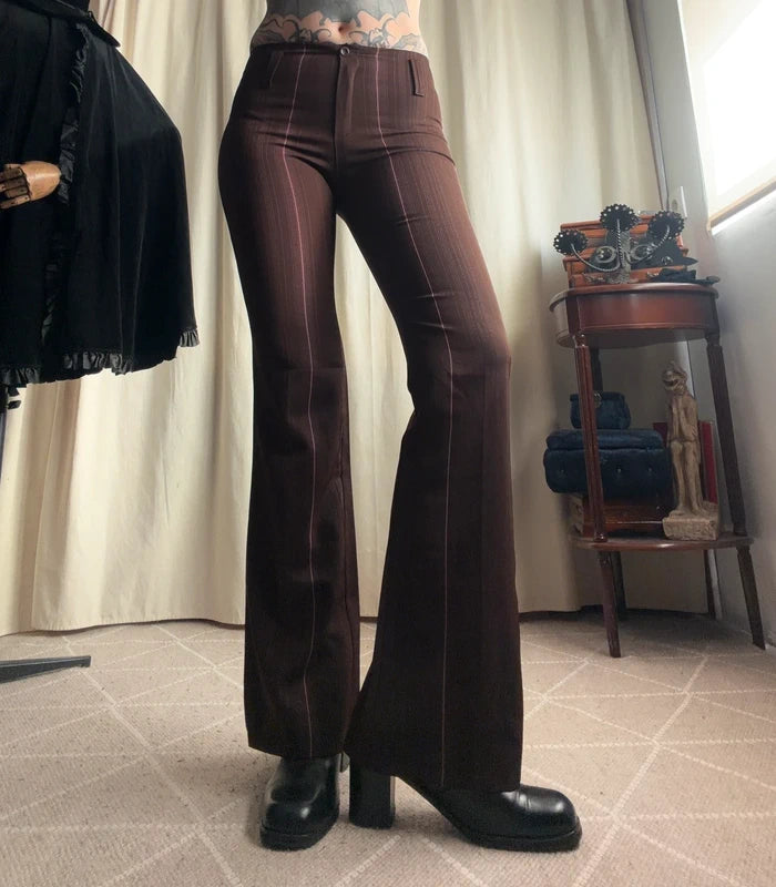 Pantalon flare marron à fines rayures roses – taille XS/S