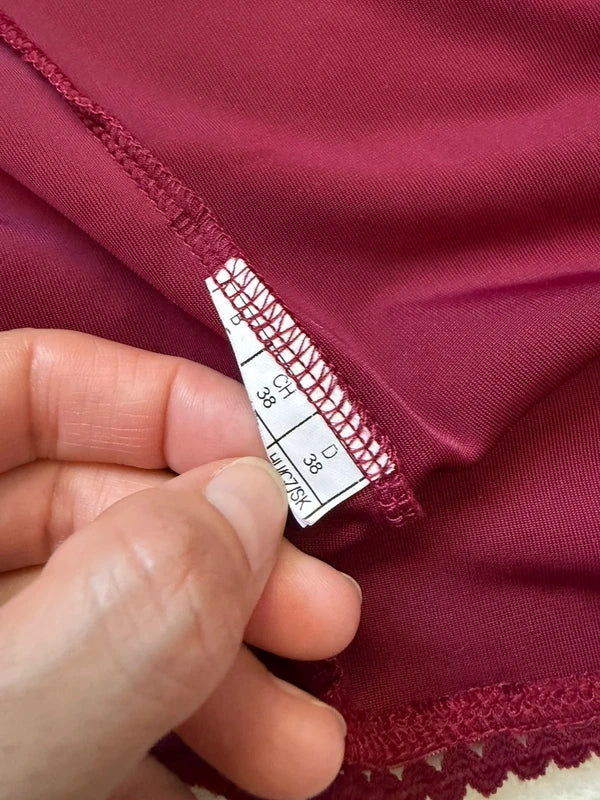 Top corset à crochets bordeaux en velours et dentelle - taille M/L