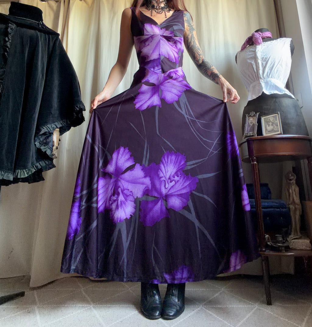 Robe maxi fleurs violettes et décolleté V style whimsigoth prom night - taille XS/S