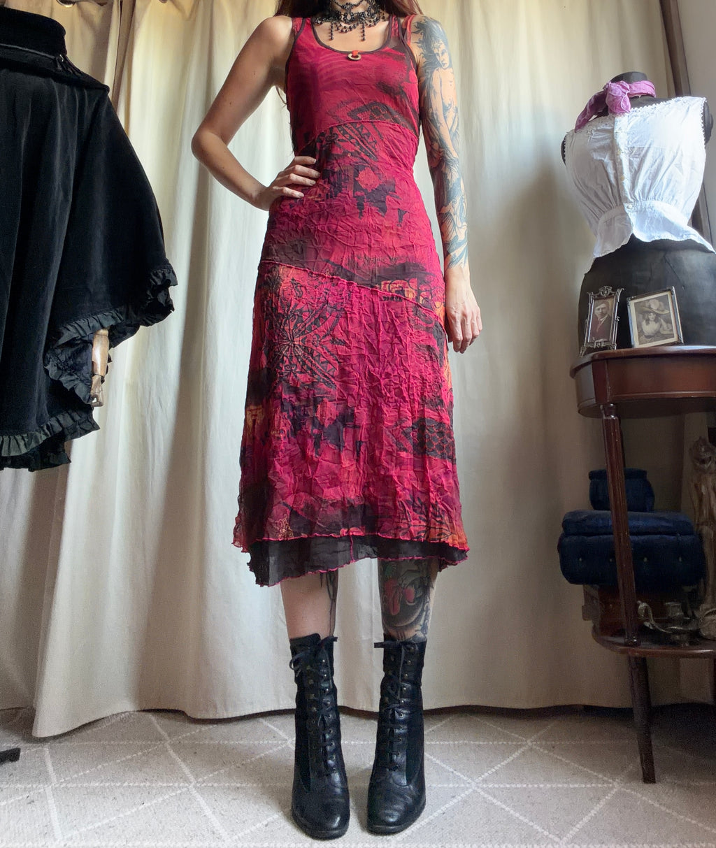 Red and black crinkled mesh midi dress, fairygrunge Y2K style - size S