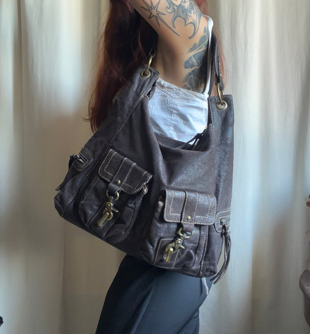 Sac à main cuir marron foncé poches multiples et métal bronze - Y2K grunge goth vintage