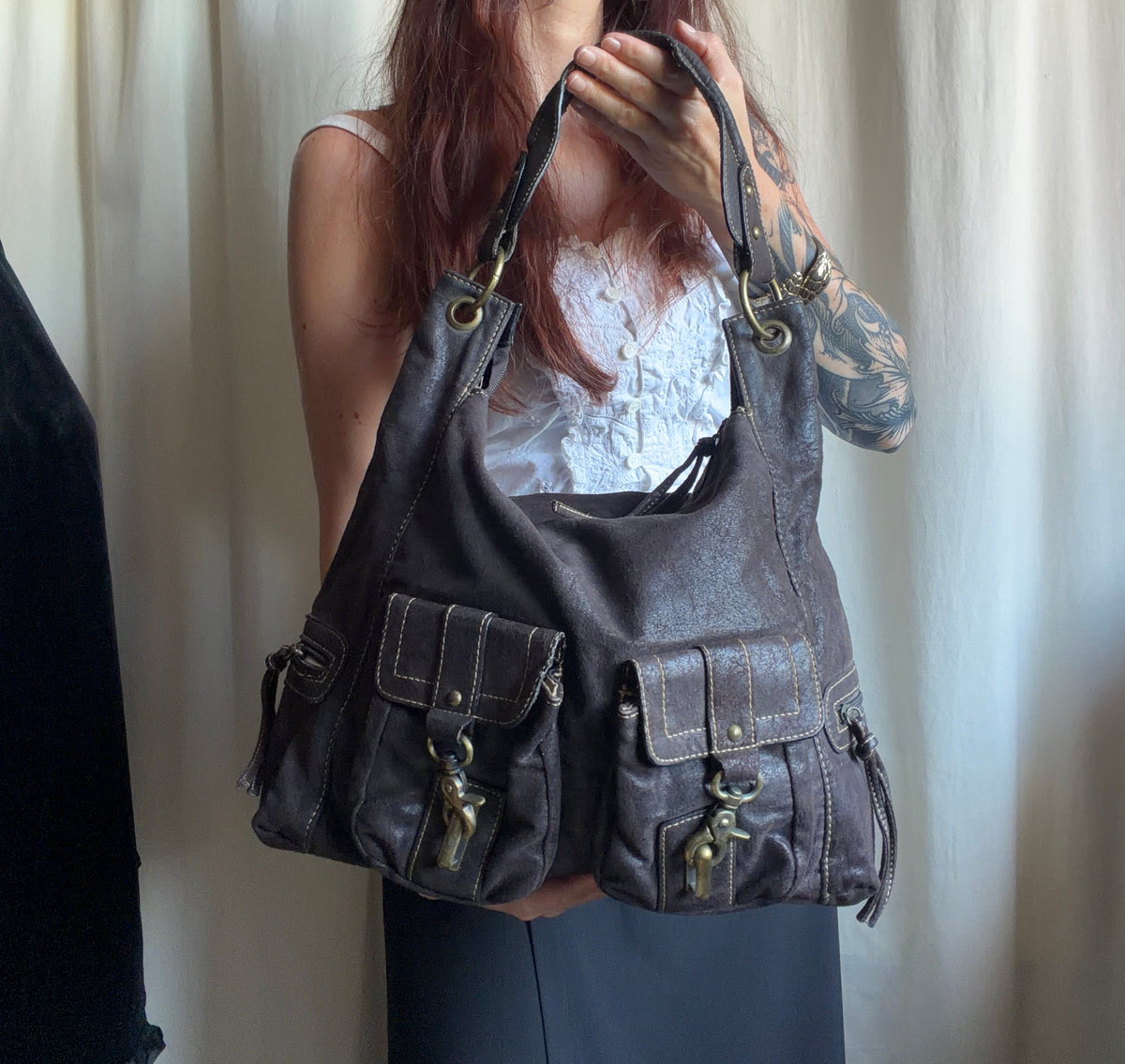 Sac à main cuir marron foncé poches multiples et métal bronze - Y2K grunge goth vintage