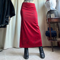 Jupe longue rouge motif floral noir coupe évasée style vampire goth - taille M