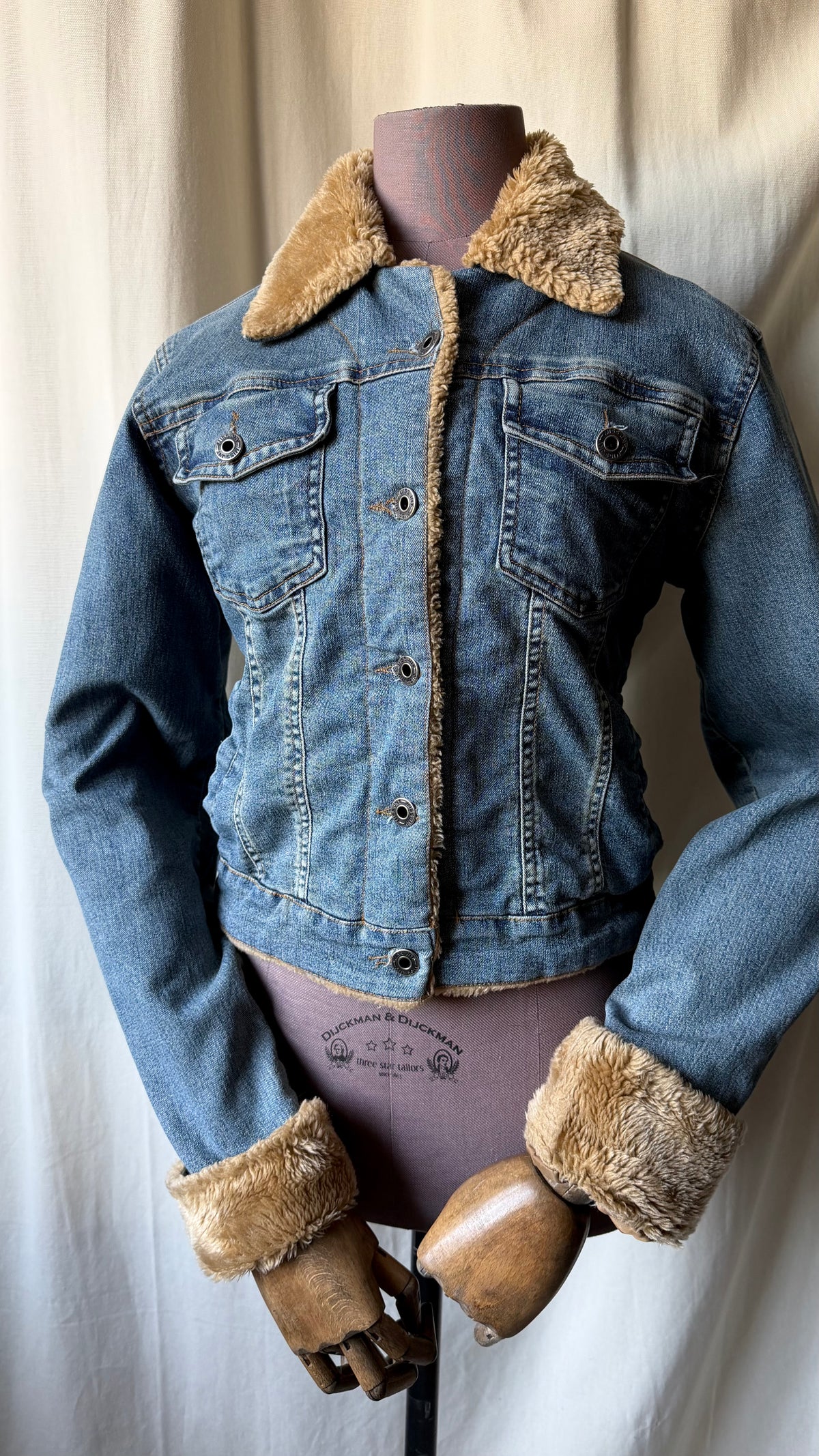 Veste en jean bleu y2k doublée fausse fourrure  - Taille M