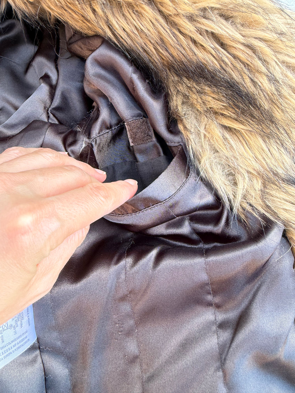 Brown leather jacket with large faux fur collar - Size M