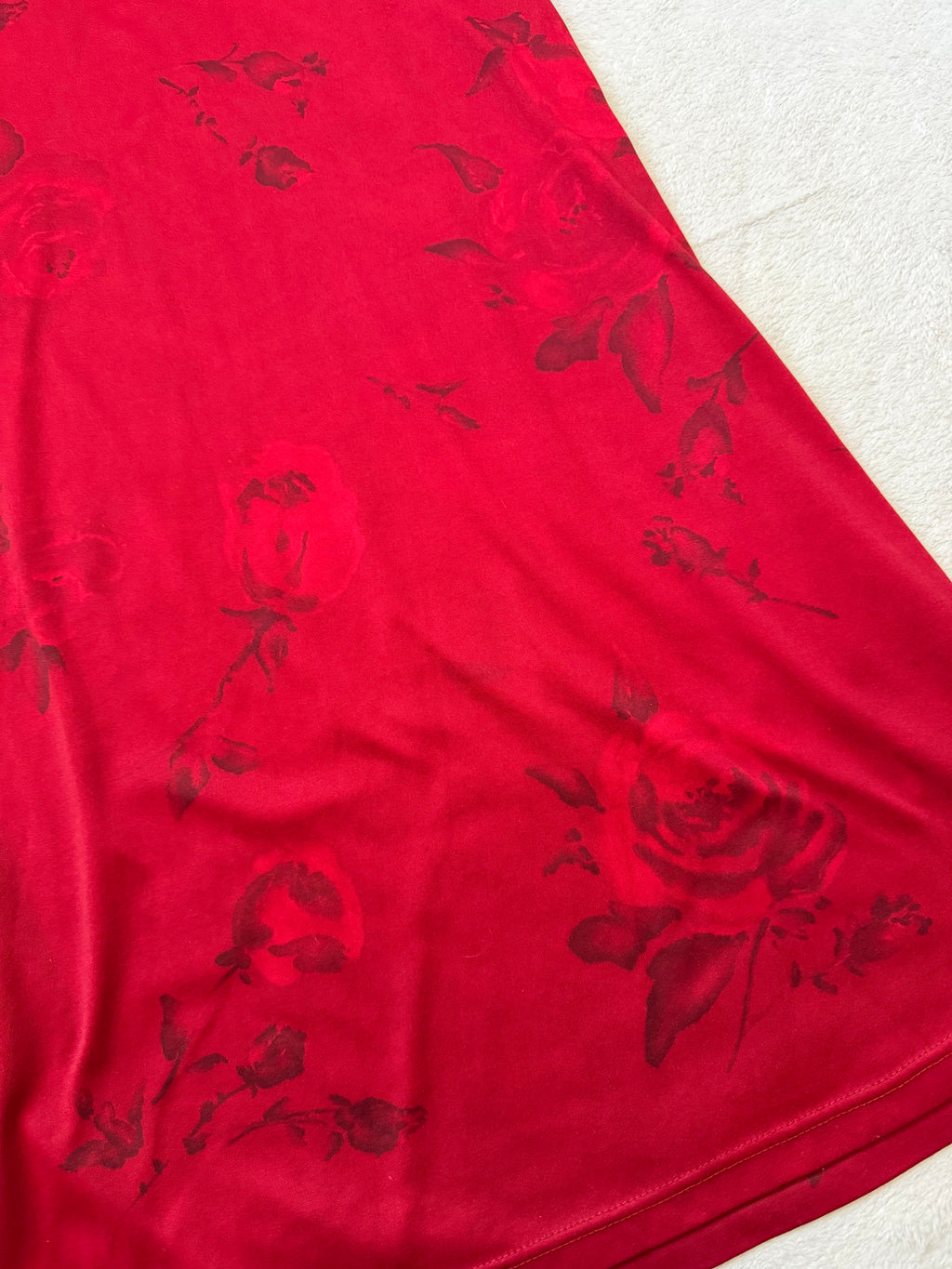Jupe longue rouge motif floral noir coupe évasée style vampire goth - taille M