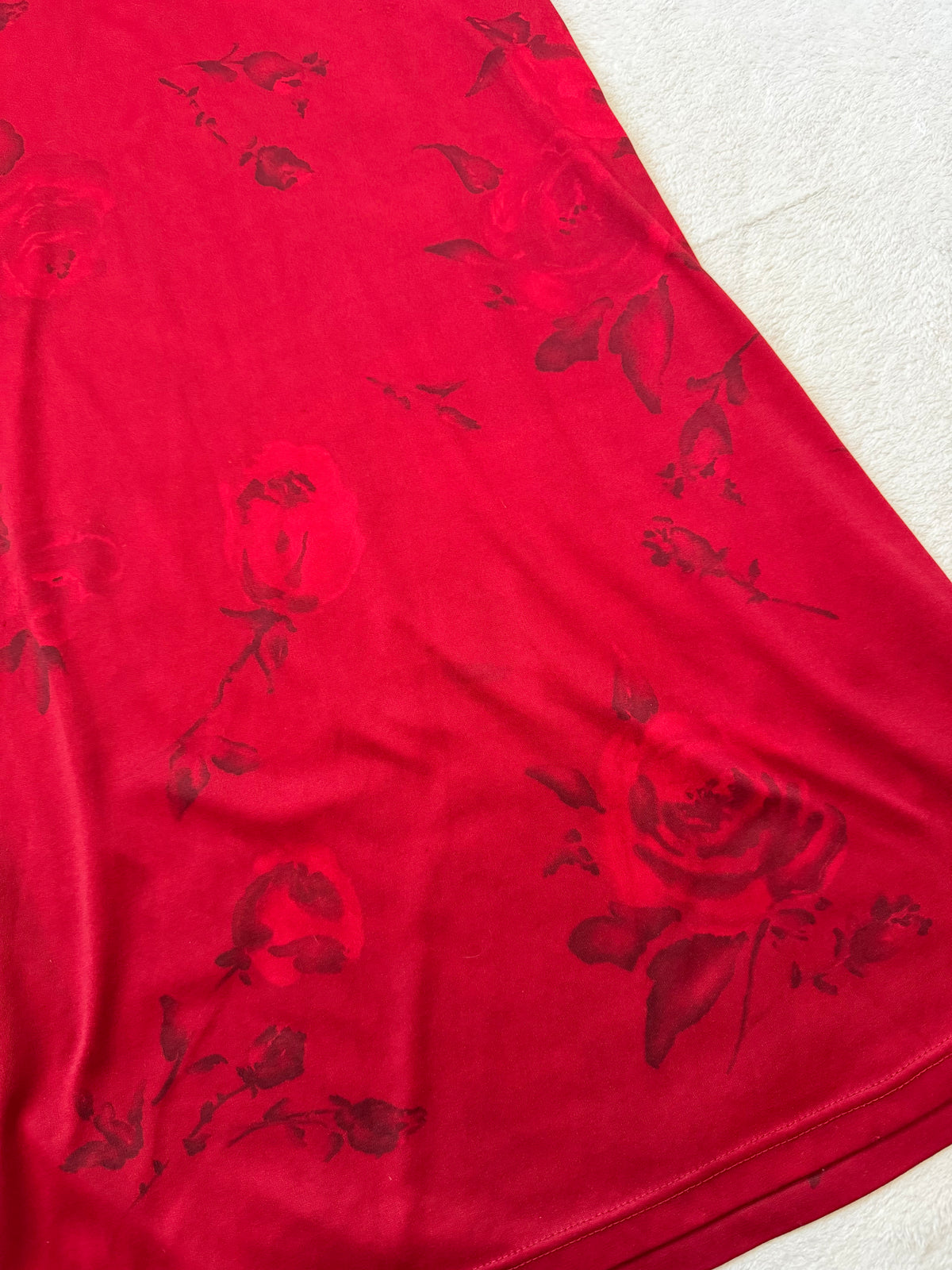 Jupe longue rouge motif floral noir coupe évasée style vampire goth - taille M