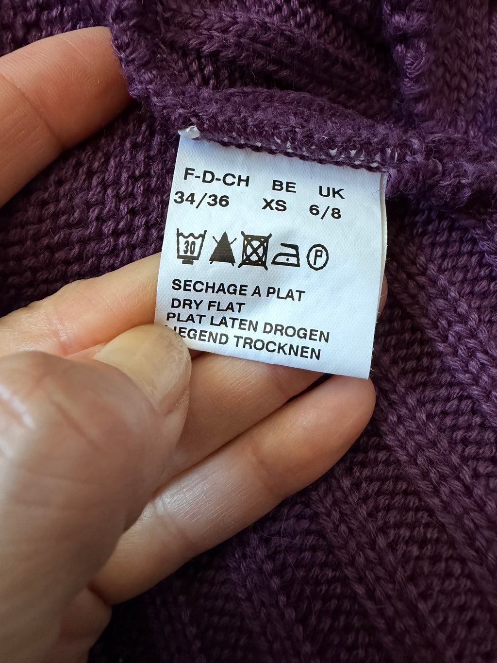 Cardigan court violet en maille côtelée manches ajourées style whimsigoth fairygrunge - taille XS/S