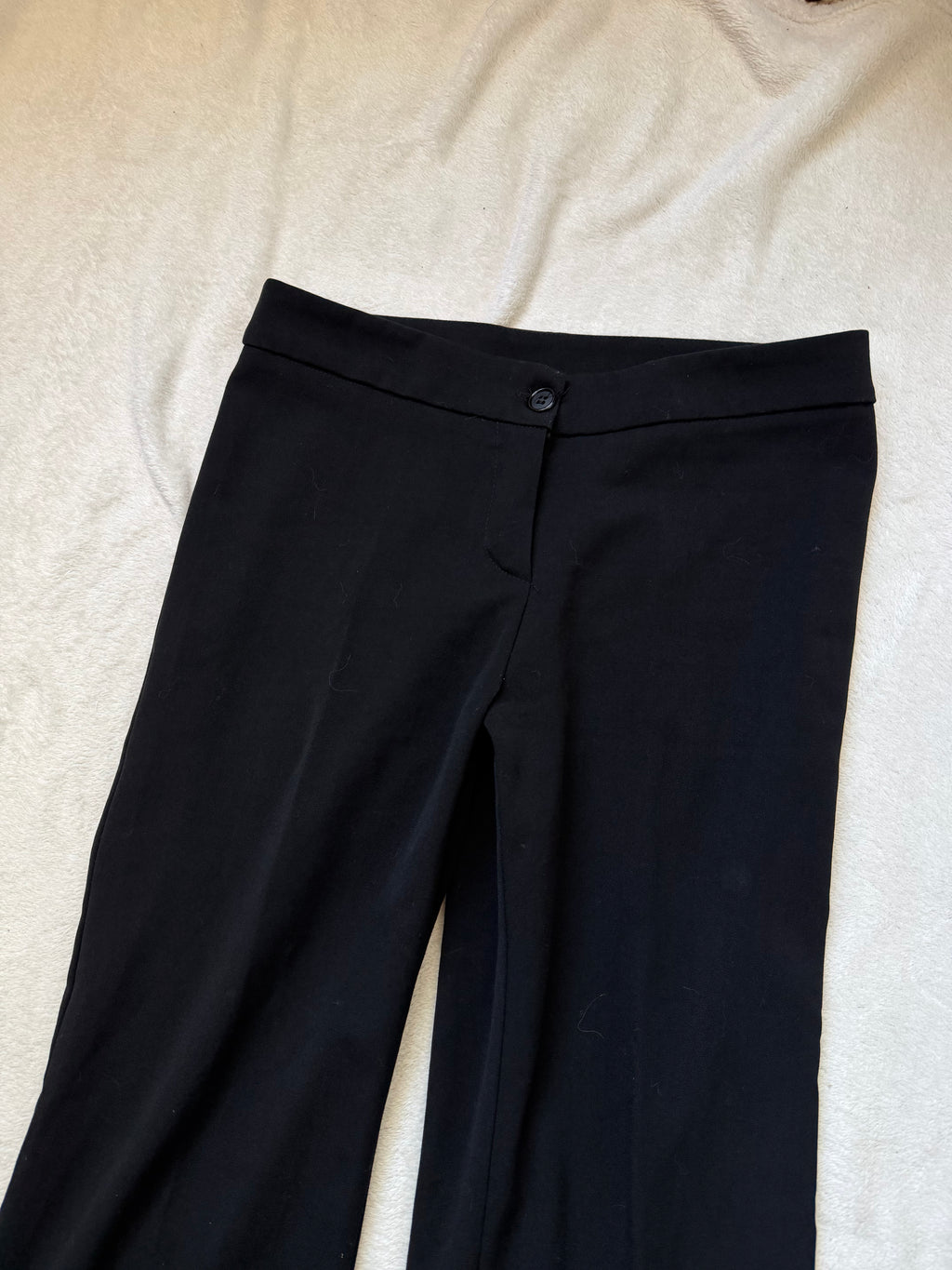 Pantalon noir à jambes larges évasées style office siren corporate goth - taille M