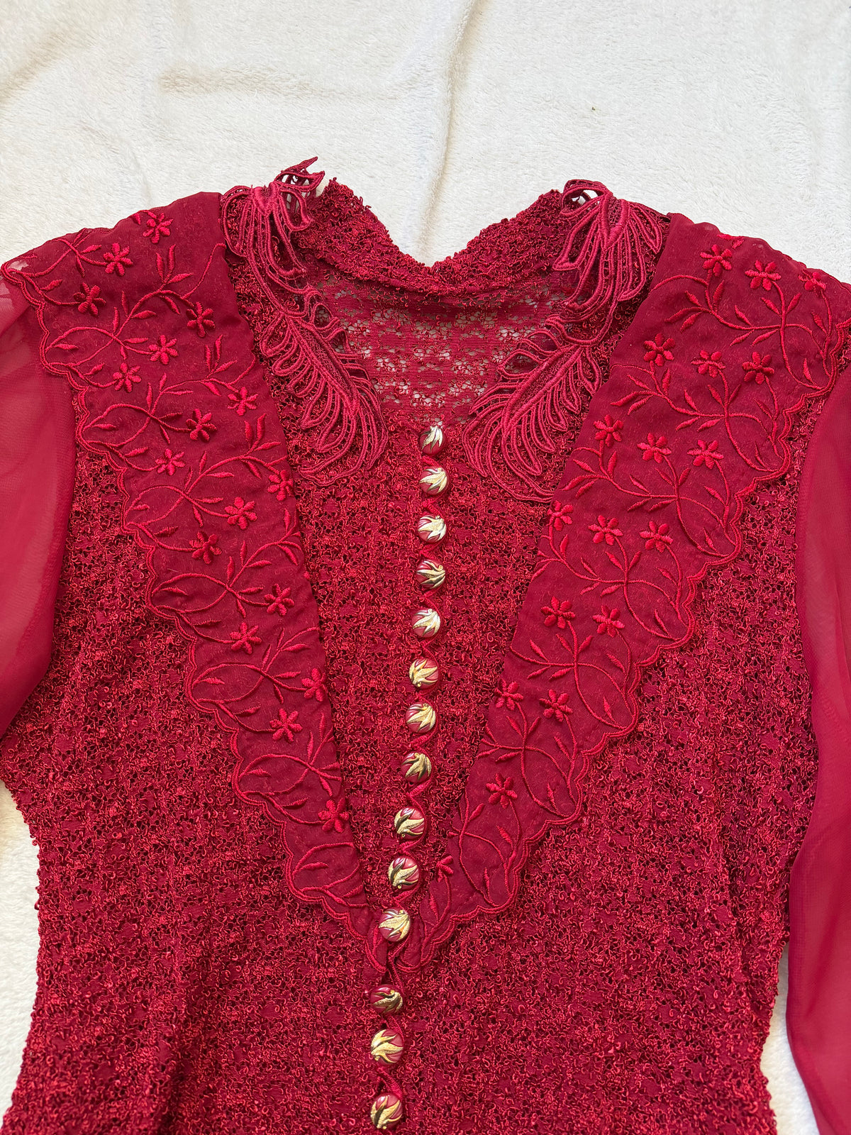 Ensemble rouge veste brodée et jupe longue style vampire goth Made in France - taille M