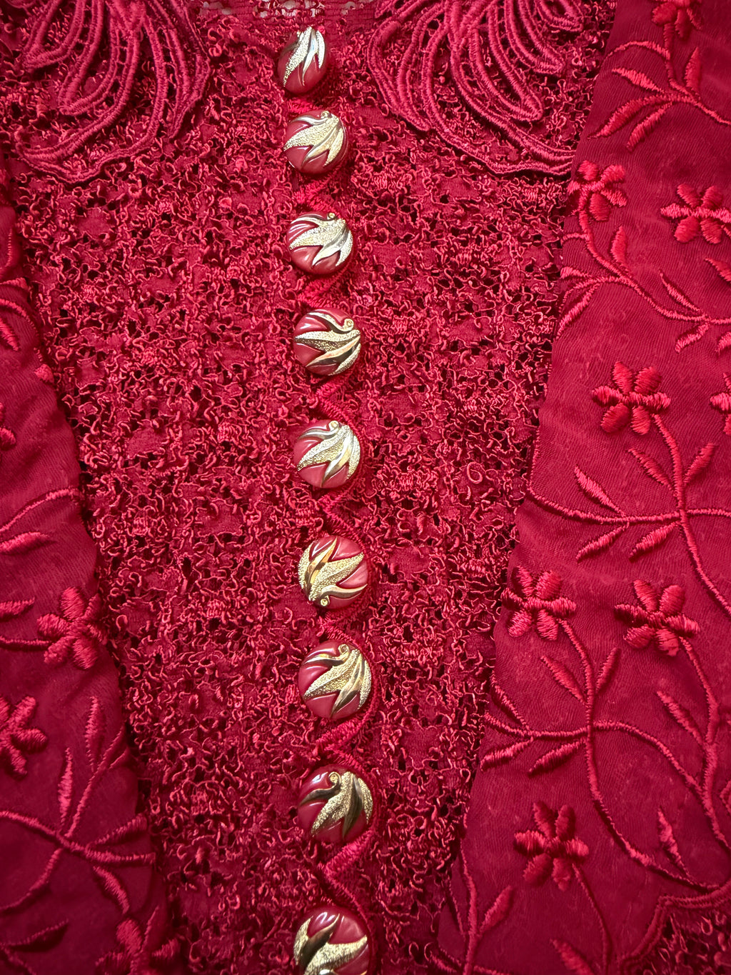 Ensemble rouge veste brodée et jupe longue style vampire goth Made in France - taille M