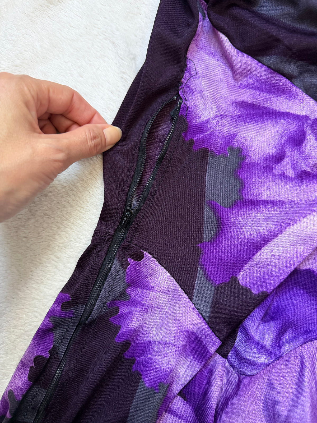 Robe maxi fleurs violettes et décolleté V style whimsigoth prom night - taille XS/S
