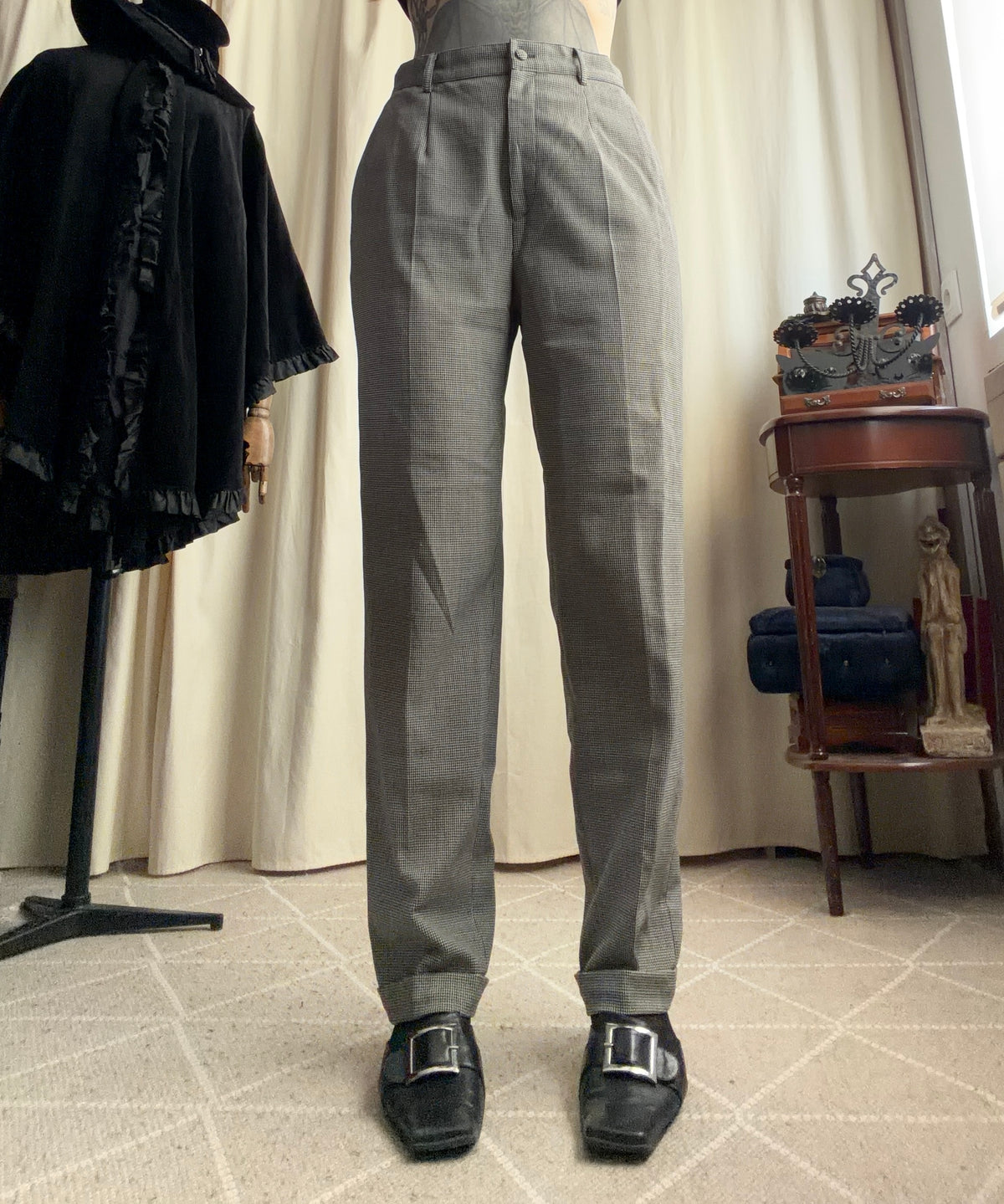 Pantalon Cacharel gris à micro-carreaux taille haute – taille M/L