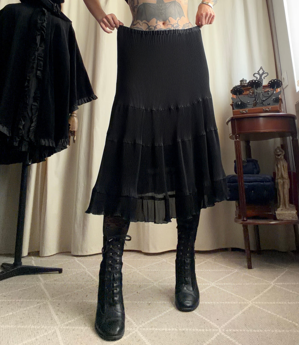 Jupe midi noire plissée à volants style romantique goth - taille XL