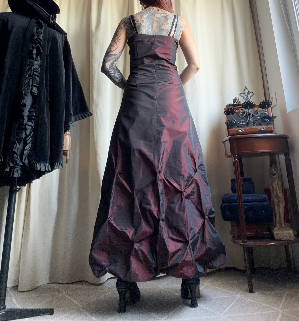 Satin Black Cherry Gothic Vampy 90s Prom Dress - Size M