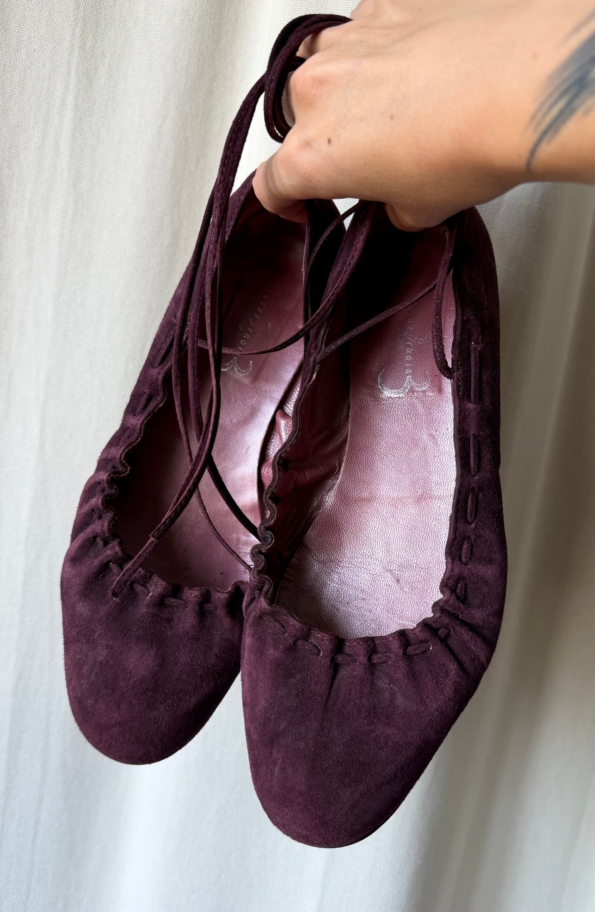 Plum faux suede ballet flats with laces, balletcore fairycore style - Size 38