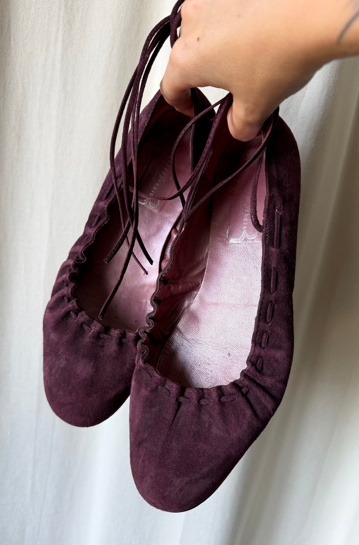 Plum faux suede ballet flats with laces, balletcore fairycore style - Size 38