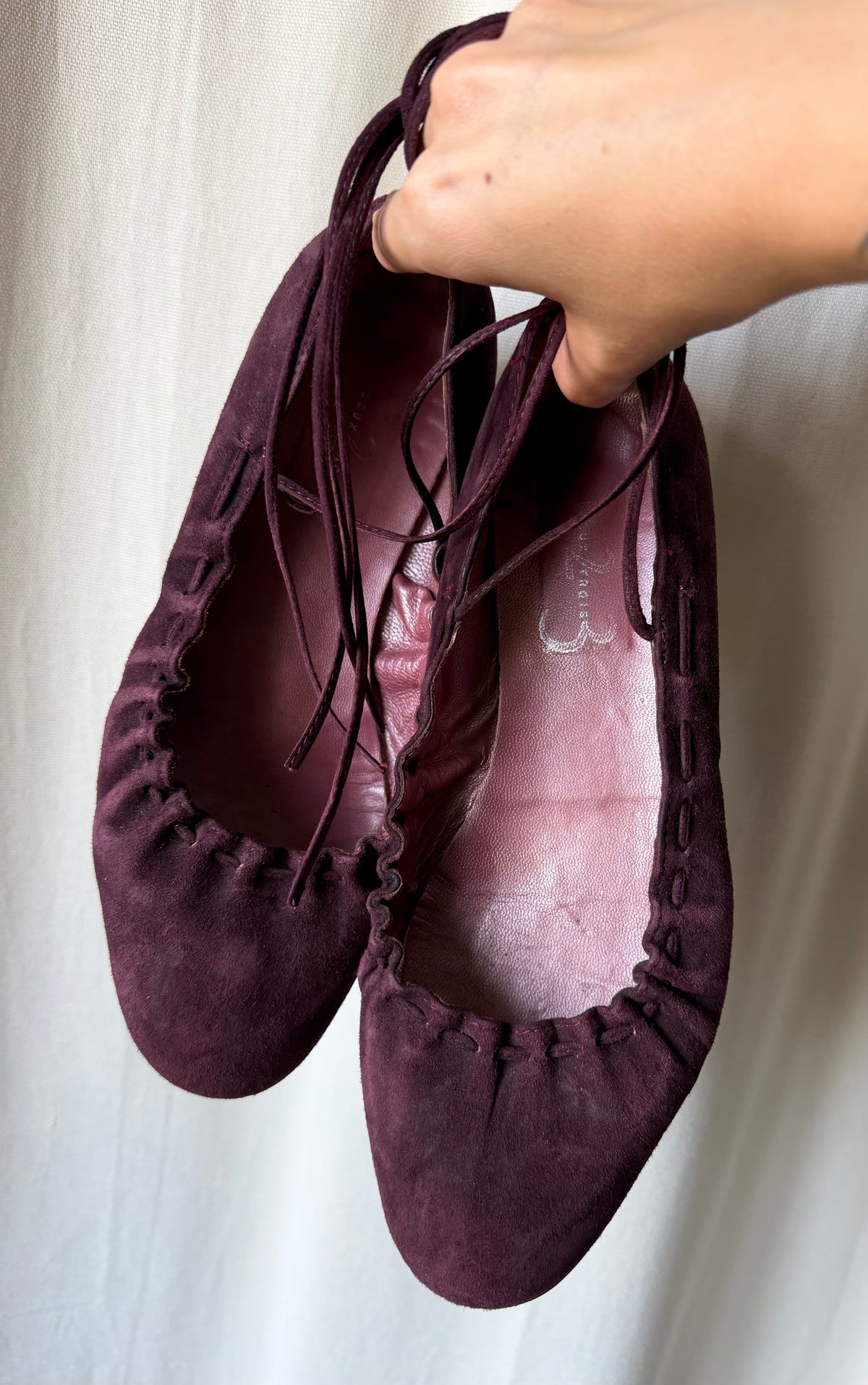 Plum faux suede ballet flats with laces, balletcore fairycore style - Size 38
