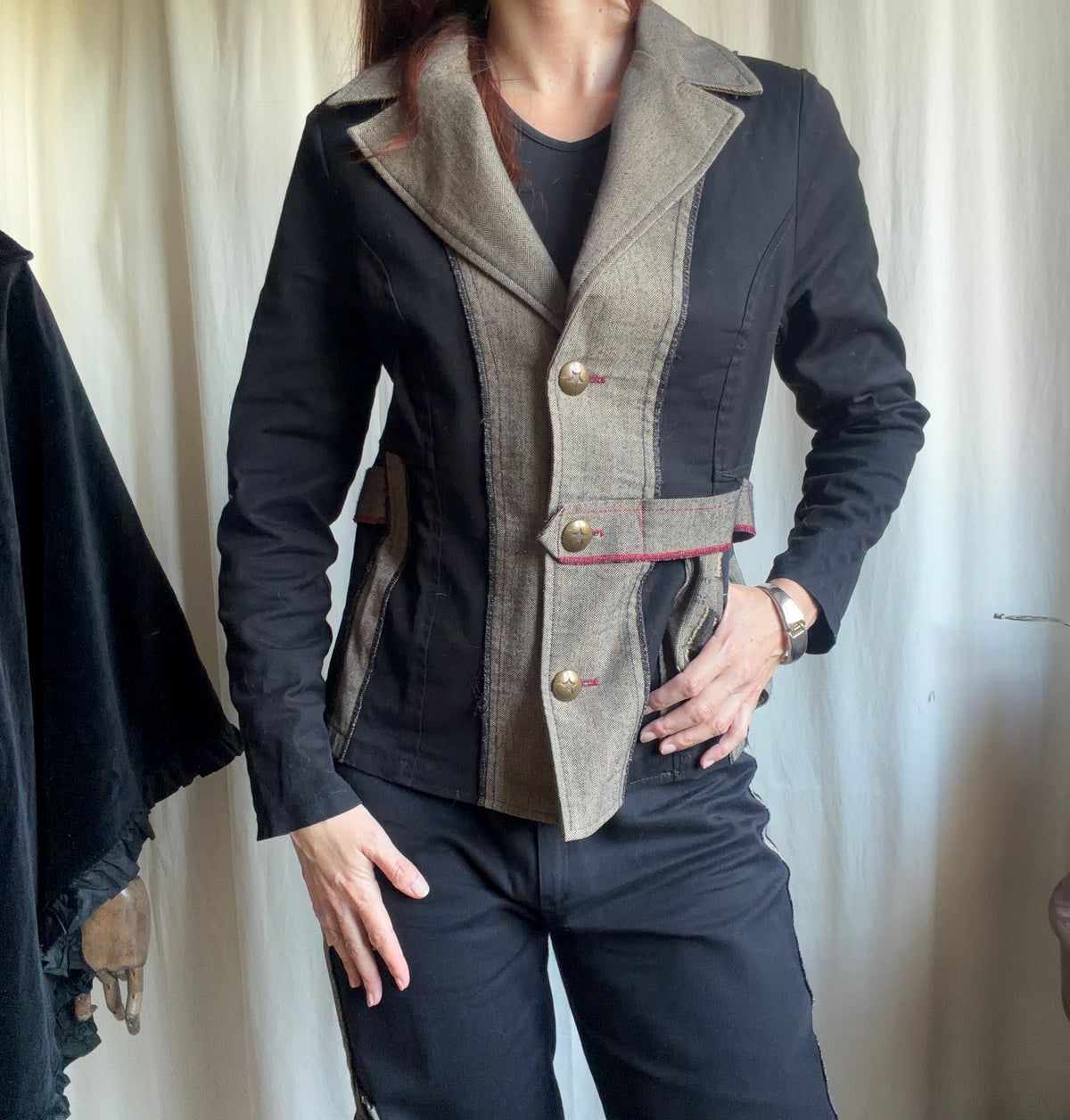 Ensemble pantalon capri et veste structurée style avant-garde industrial goth – taille L