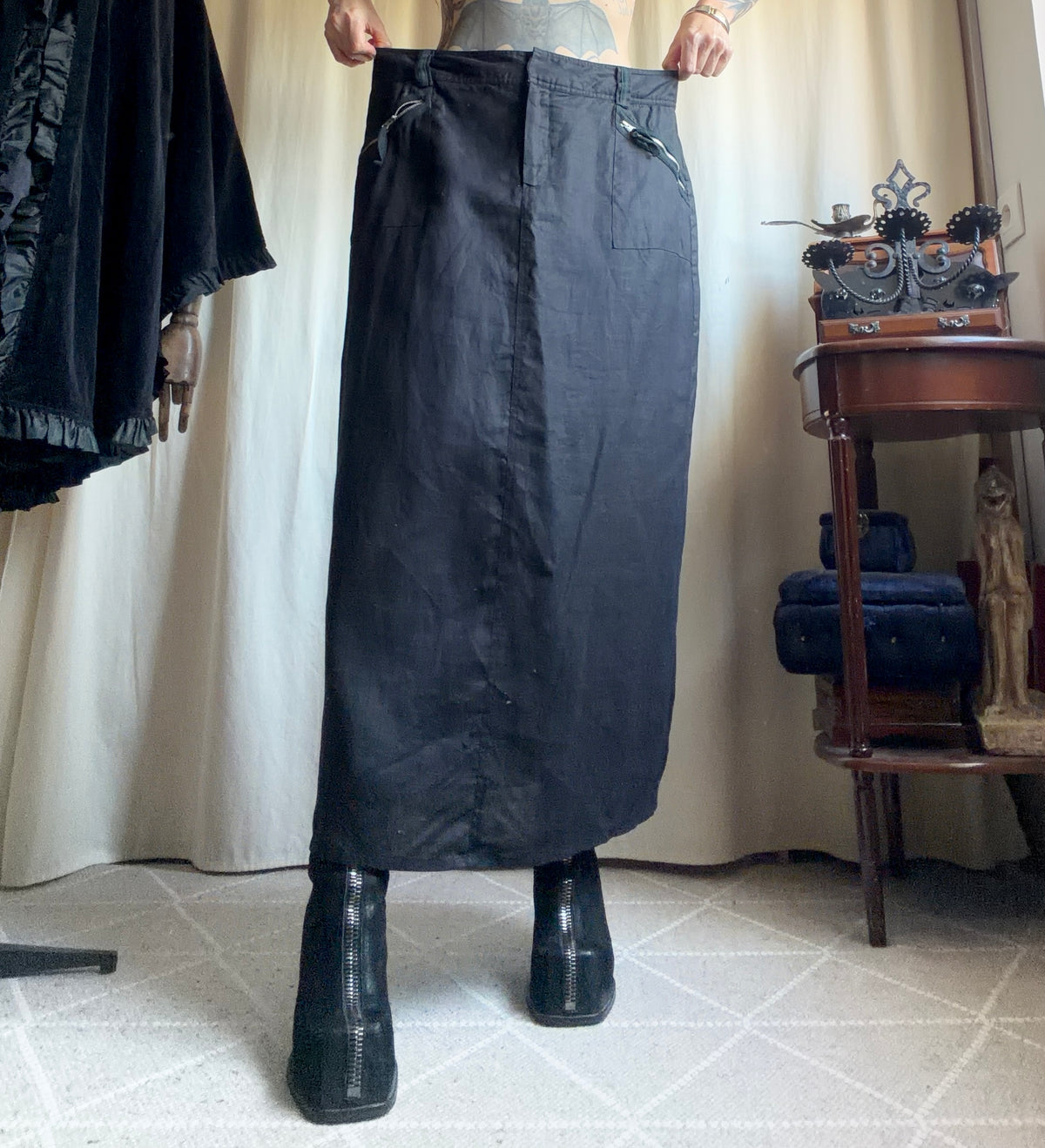 Jupe longue noire en lin poches zippées style avant garde goth minimaliste – taille XL