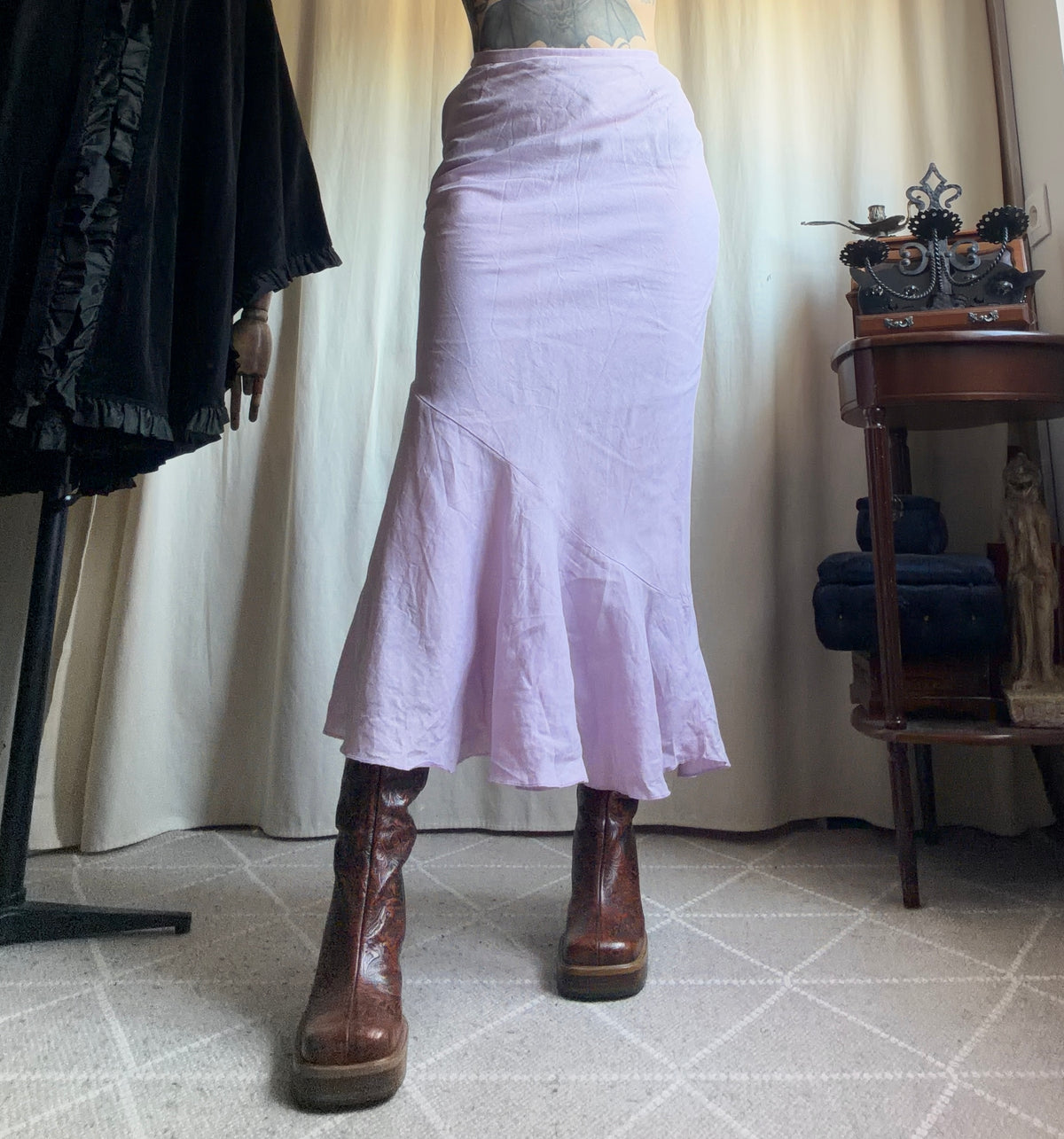 Jupe longue rose lilas coupe sirène évasée style fairycore Y2K – taille XS/S