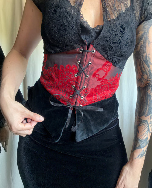 Blouse noire dentelle florale corsetée col victorien style romantic goth vampire – taille S