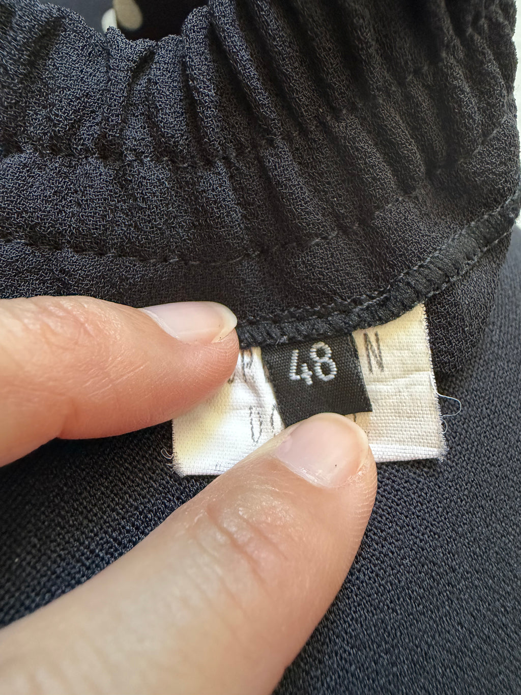 Jupe longue noire asymétrique à pois blancs - Taille 48 / XXL