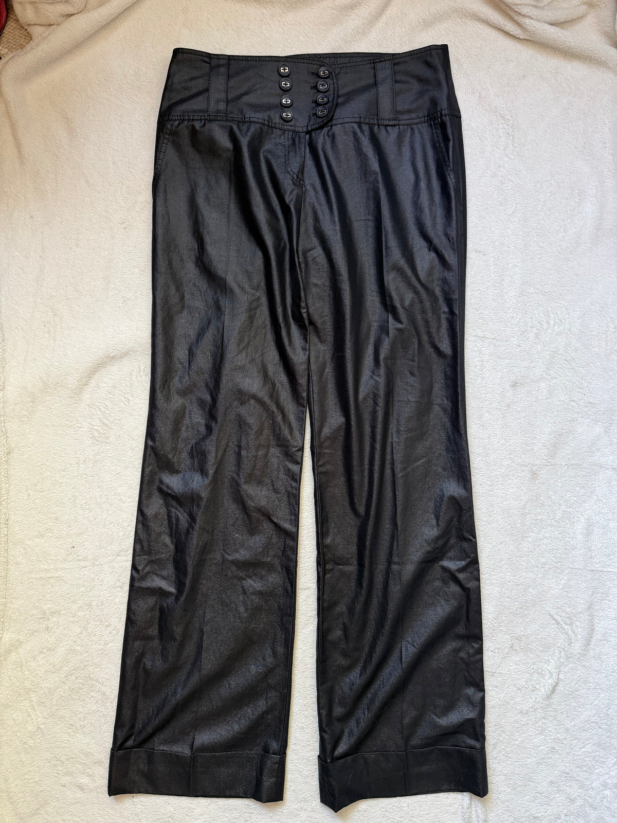 Pantalon noir satiné taille basse ceinture à boutons style office siren Y2K – taille L