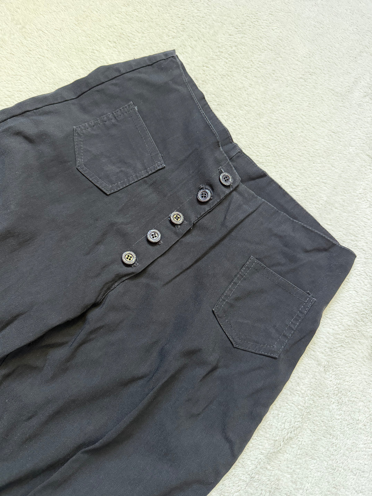 Pantalon noir taille haute boutons apparents style corporate goth - Taille M