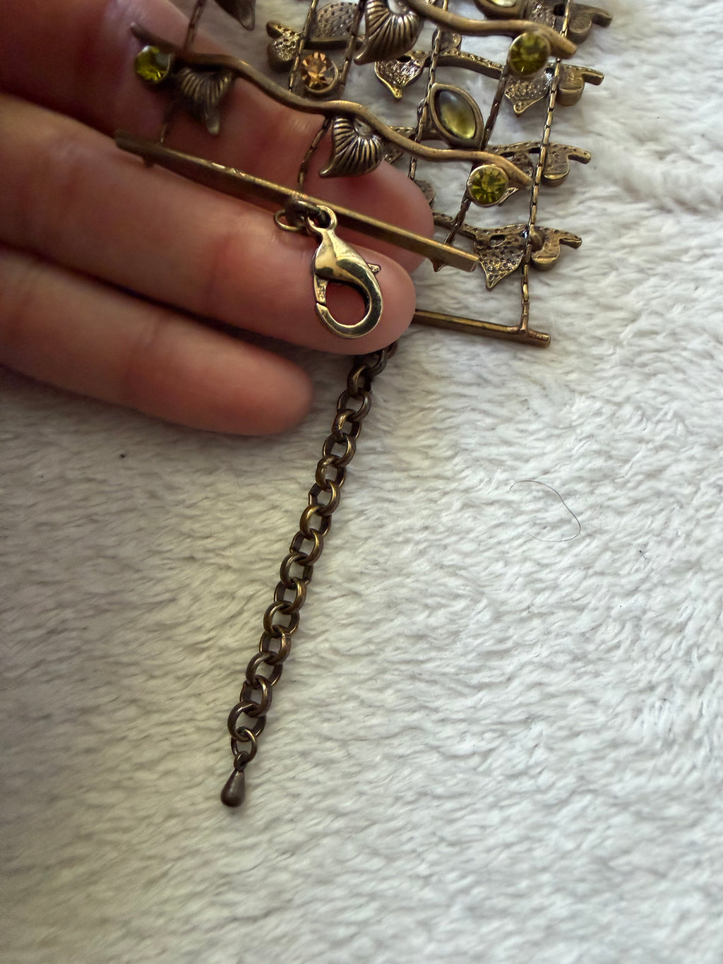 Bracelet manchette fleurs et feuillage couleur bronze style woodland fairy Art Nouveau