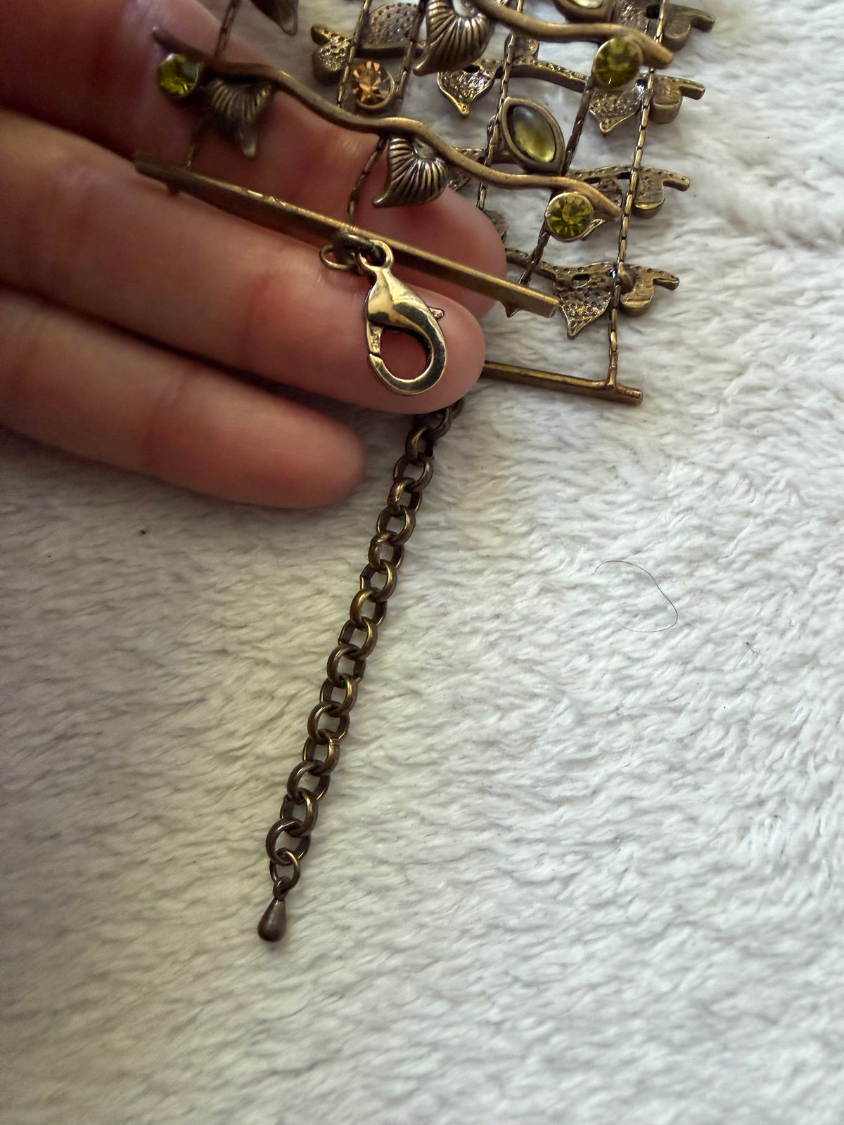 Bracelet manchette fleurs et feuillage couleur bronze style woodland fairy Art Nouveau