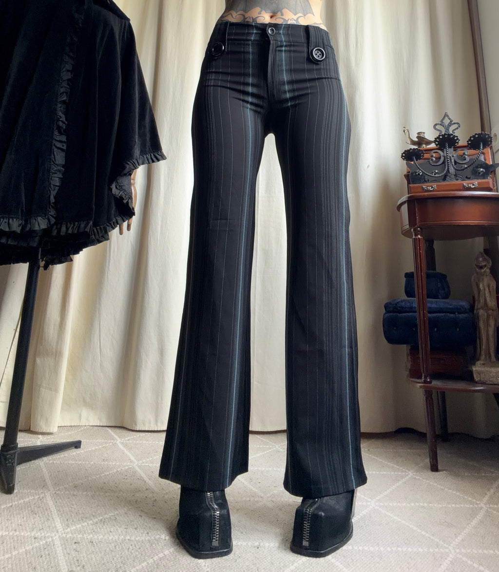 Pantalon noir à fines rayures coupe large style corporate goth office siren Y2K – taille M