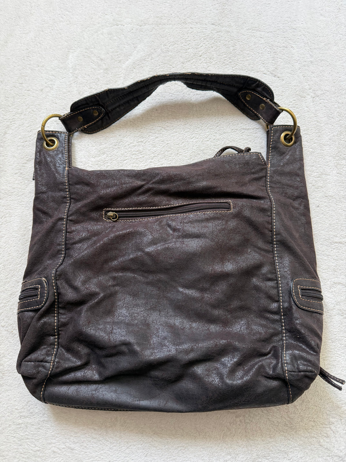 Sac à main cuir marron foncé poches multiples et métal bronze - Y2K grunge goth vintage
