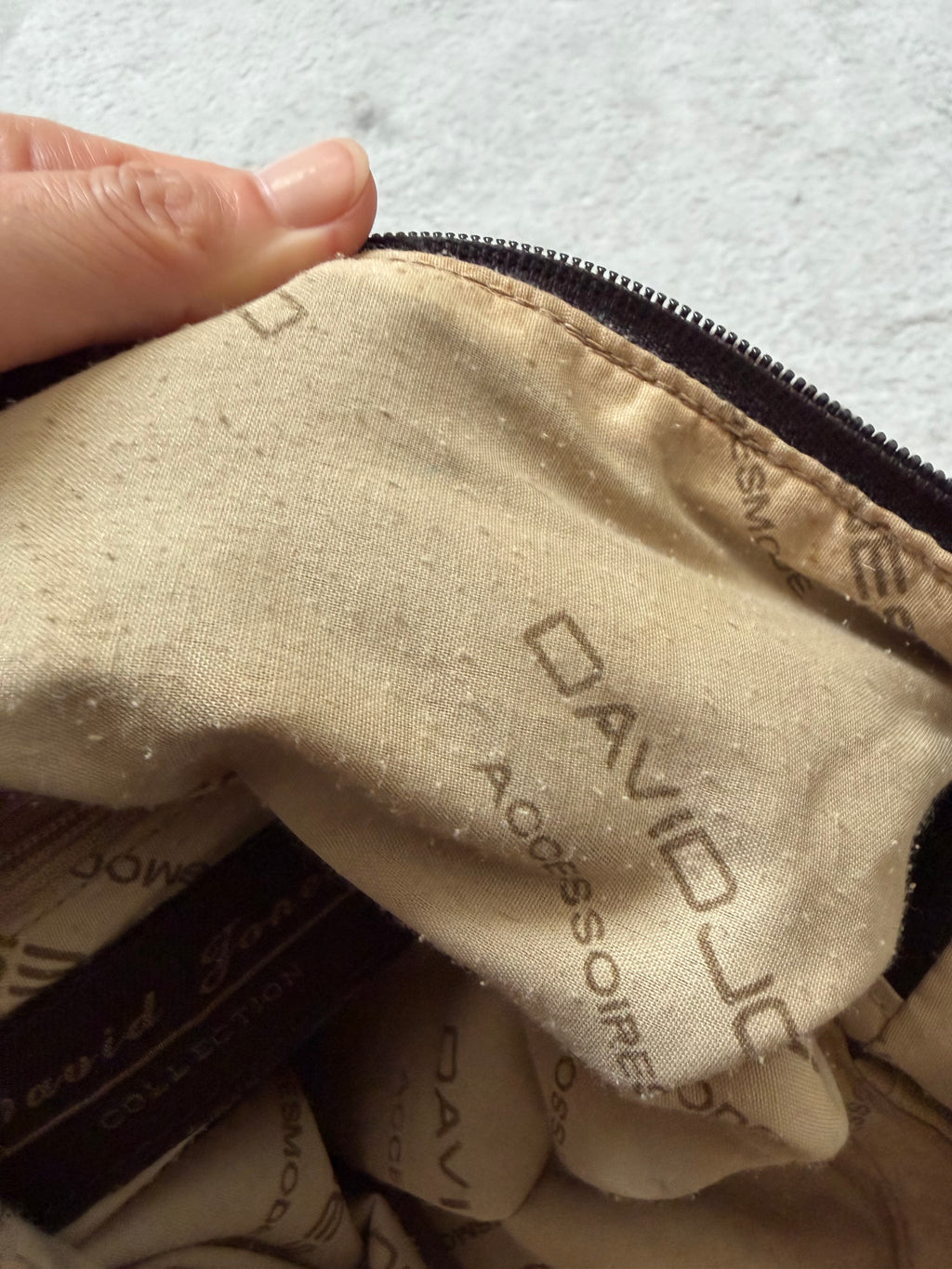 Sac à main cuir marron foncé poches multiples et métal bronze - Y2K grunge goth vintage