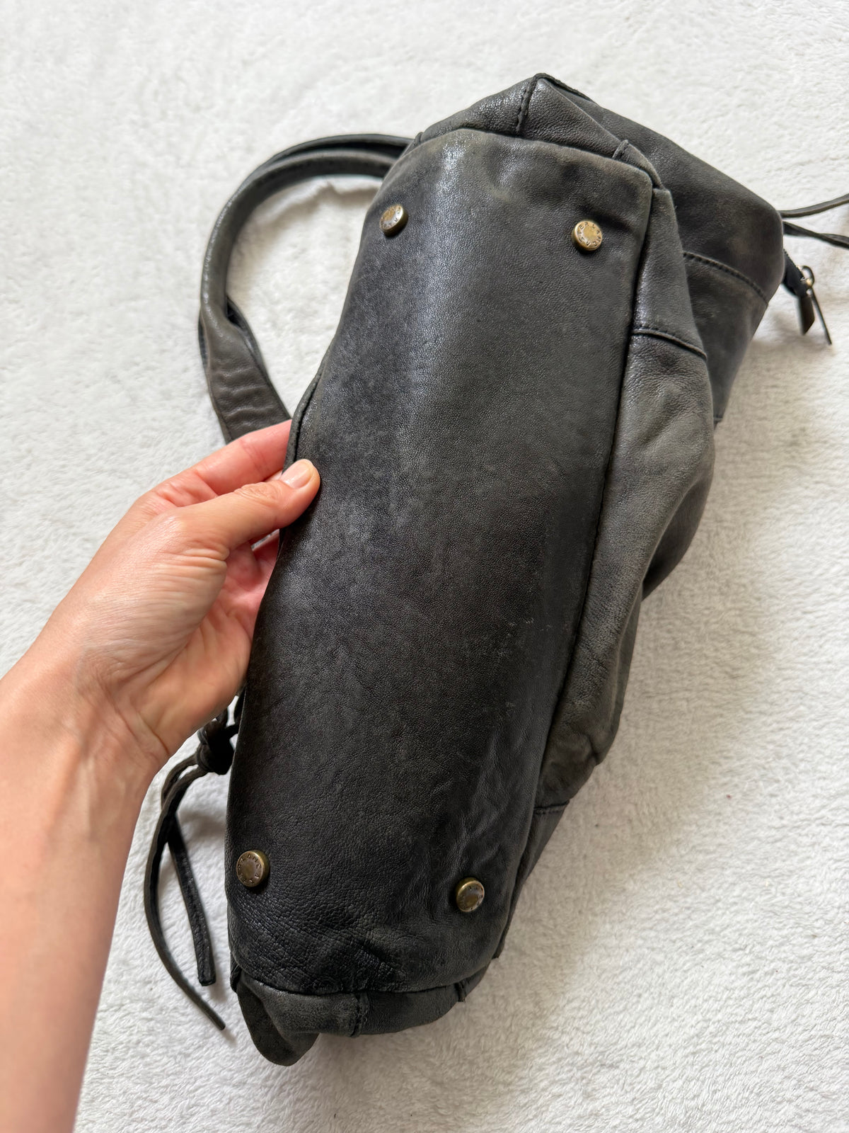 Sac Lancaster en cuir marron/gris anthracite patiné grande boucle - Y2K goth vintage