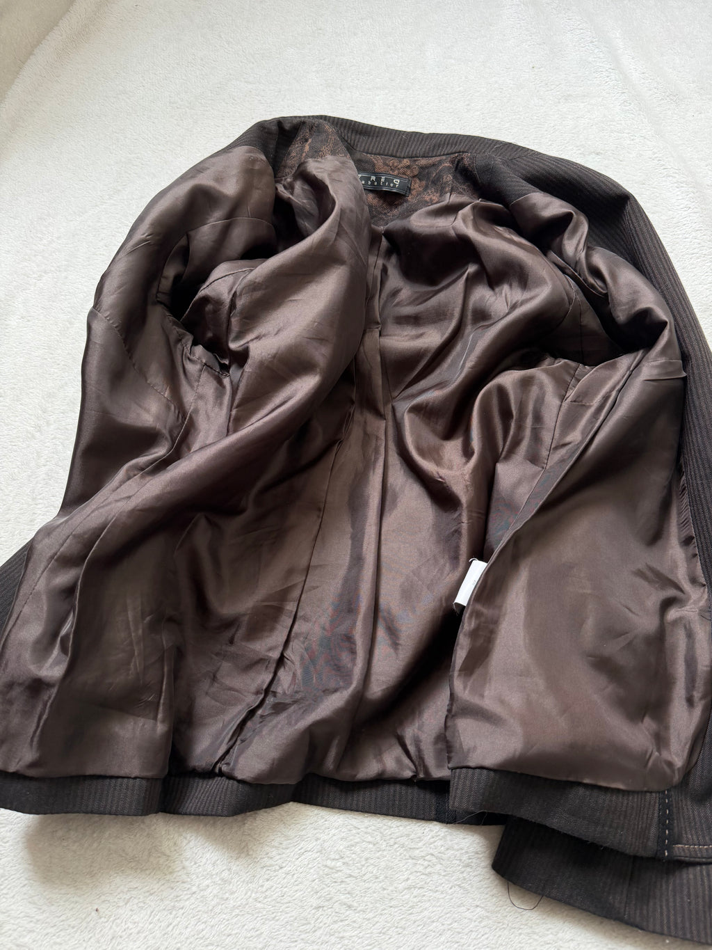 Ensemble blazer cintré et jupe midi chocolat - Taille M