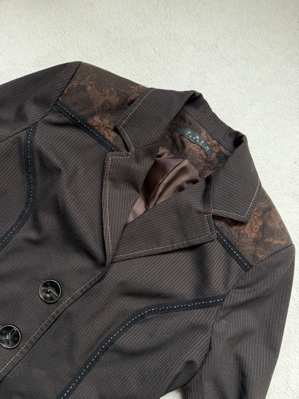 Ensemble blazer cintré et jupe midi chocolat - Taille M